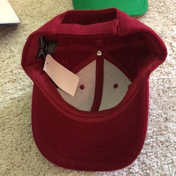 NWT 3 Hats - Picture 5 of 7